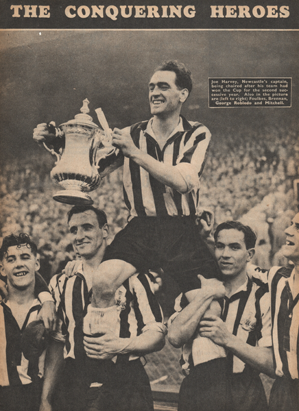 Charles Buchan’s Football Monthly June 1952